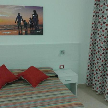 Malvarosa Apartments Porto Cesareo Kültér fotó